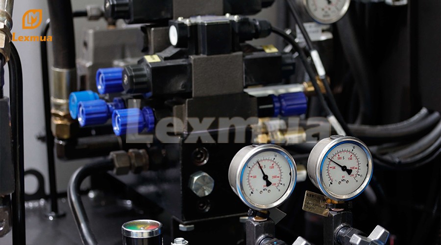 Гидравлические клапаны производителей Lexmua, Rexroth, Parker, Yuken и других брендов всегда есть в наличии на складе, пожалуйста, свяжитесь с нами для приобретения.
